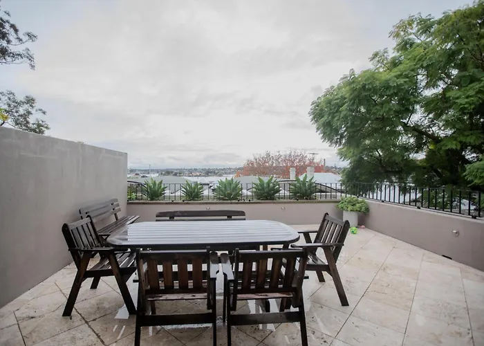 Phoe1-3B - Harbour Haven Townhouse